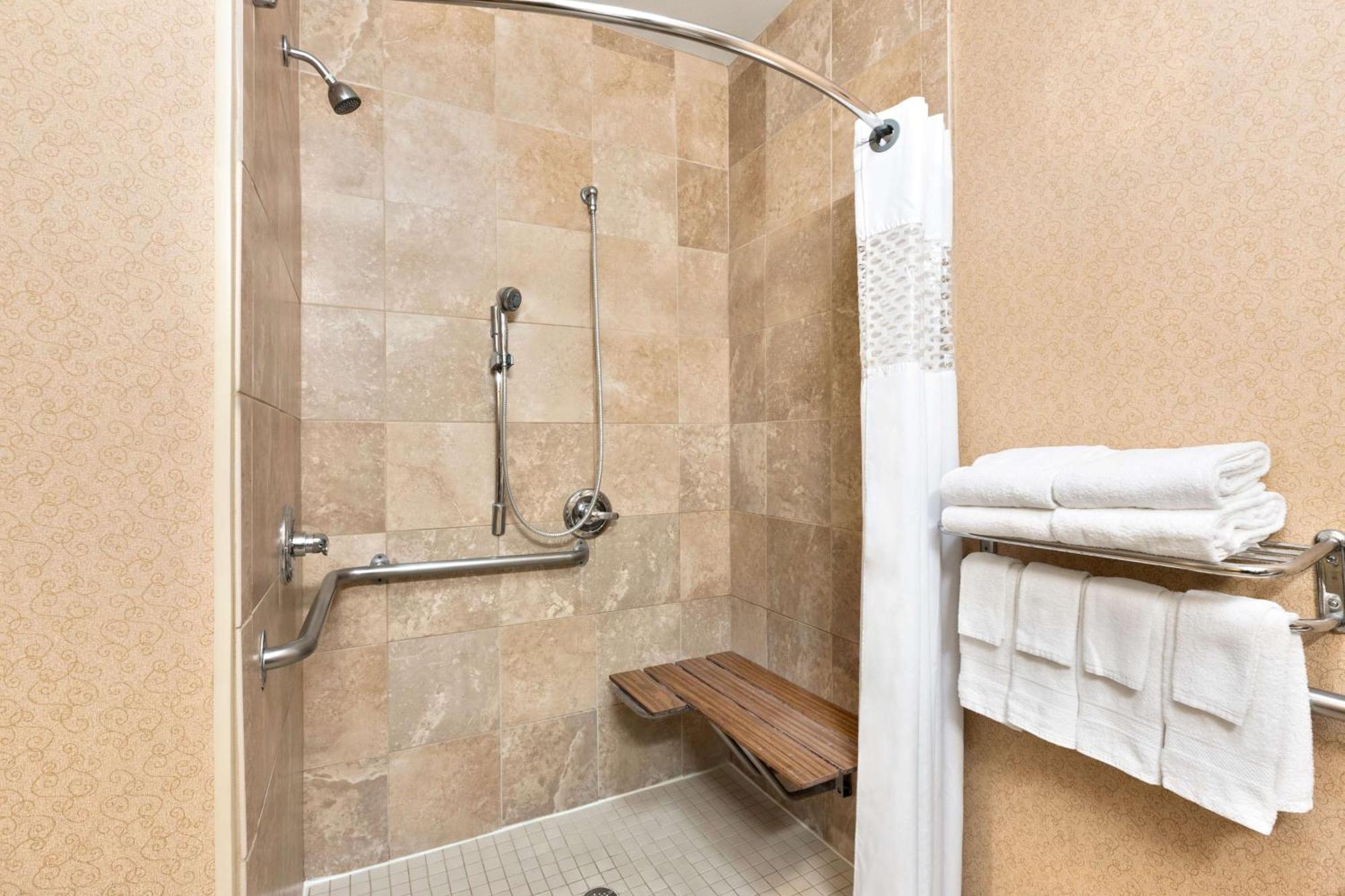 Hampton Inn Houston Willowbrook Mall Экстерьер фото