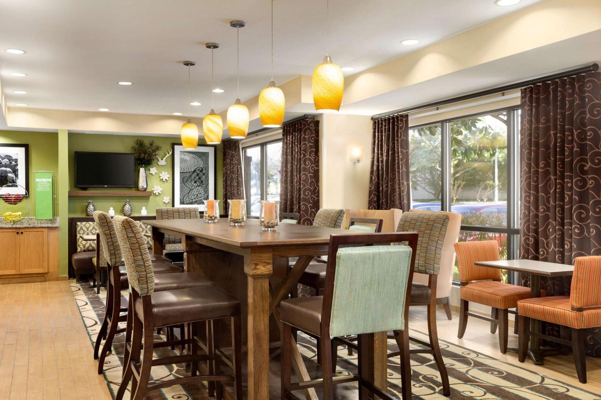 Hampton Inn Houston Willowbrook Mall Экстерьер фото
