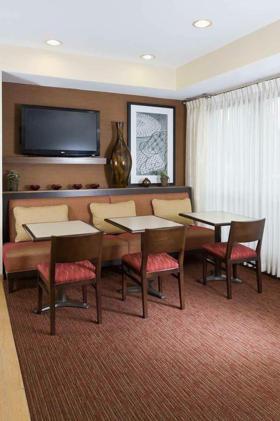 Hampton Inn Houston Willowbrook Mall Экстерьер фото