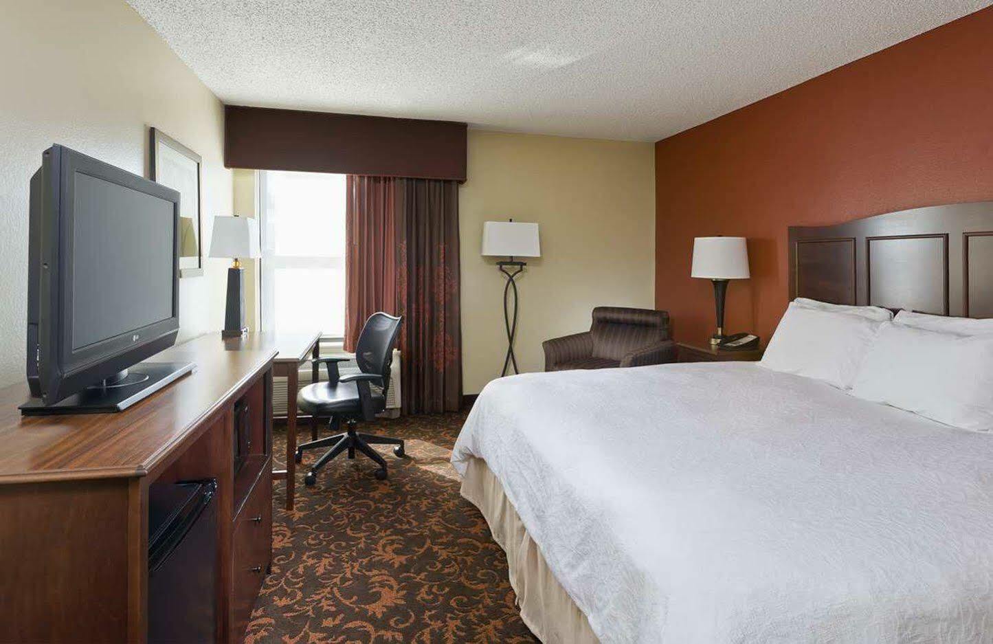 Hampton Inn Houston Willowbrook Mall Экстерьер фото